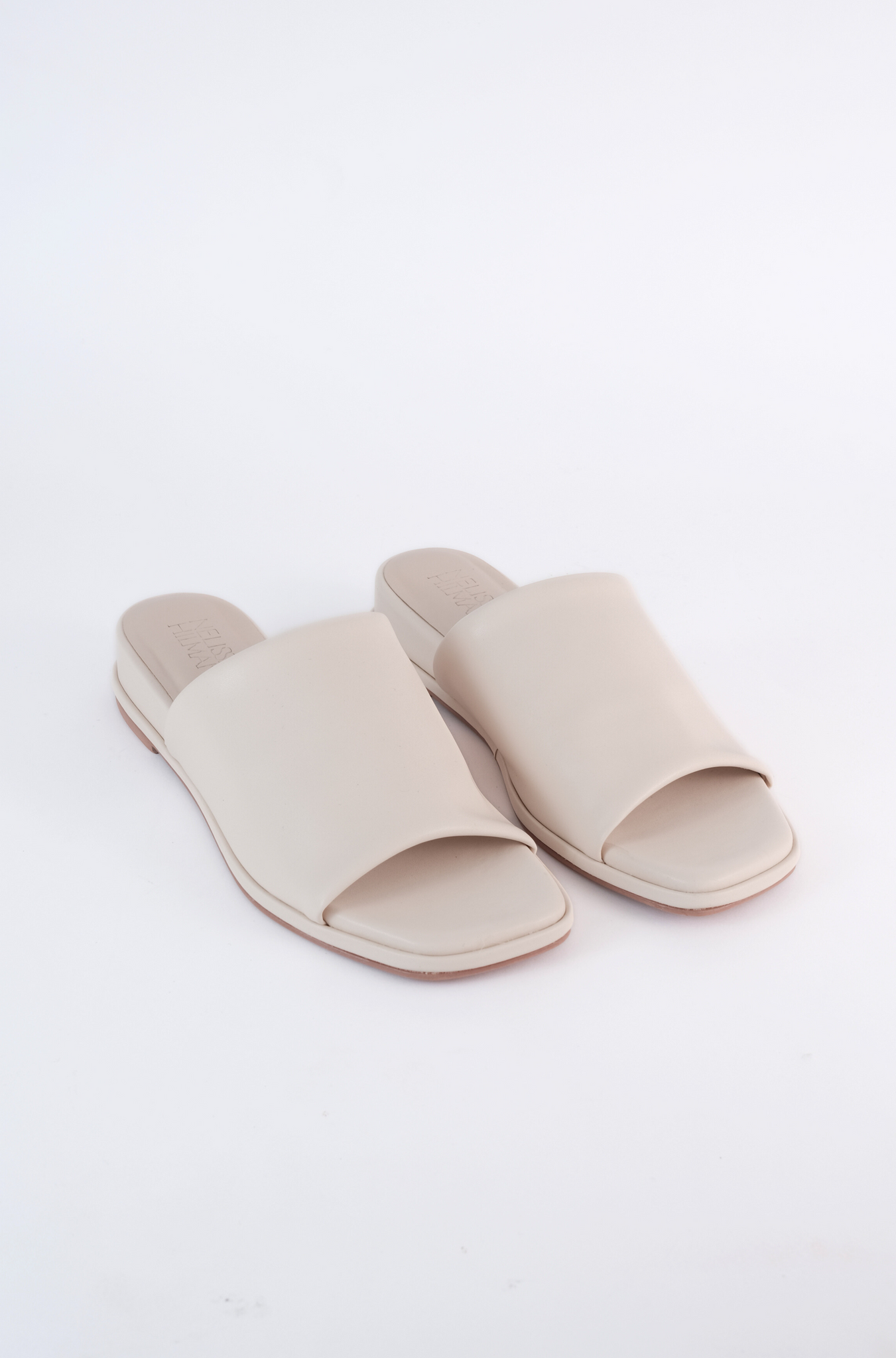 Gaia Square Toe Wedge Sandals (Off White)